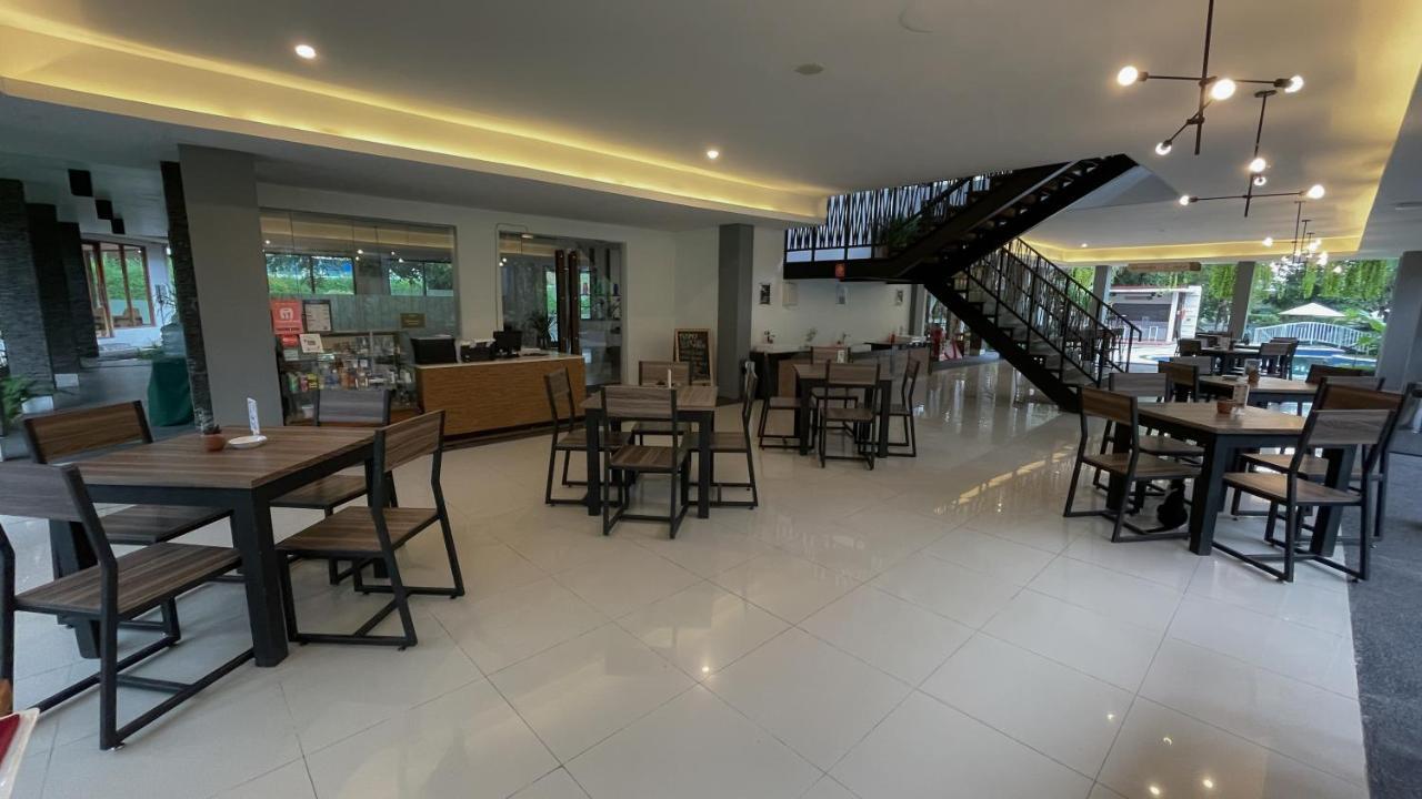 Lpp Garden Hotel Maguwo Экстерьер фото