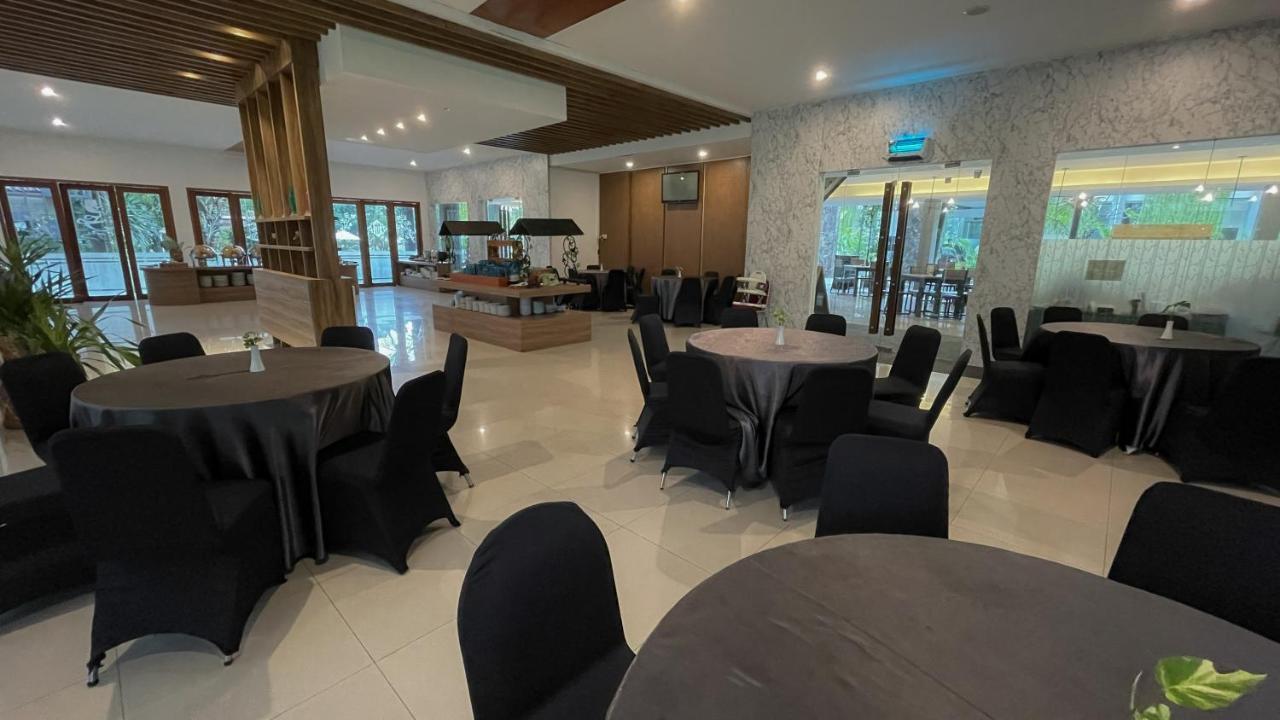 Lpp Garden Hotel Maguwo Экстерьер фото