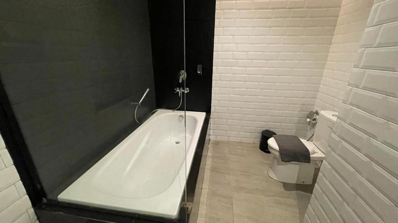 Lpp Garden Hotel Maguwo Экстерьер фото