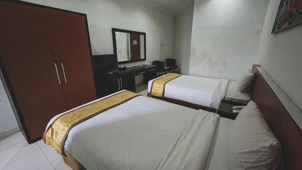 Lpp Garden Hotel Maguwo Экстерьер фото